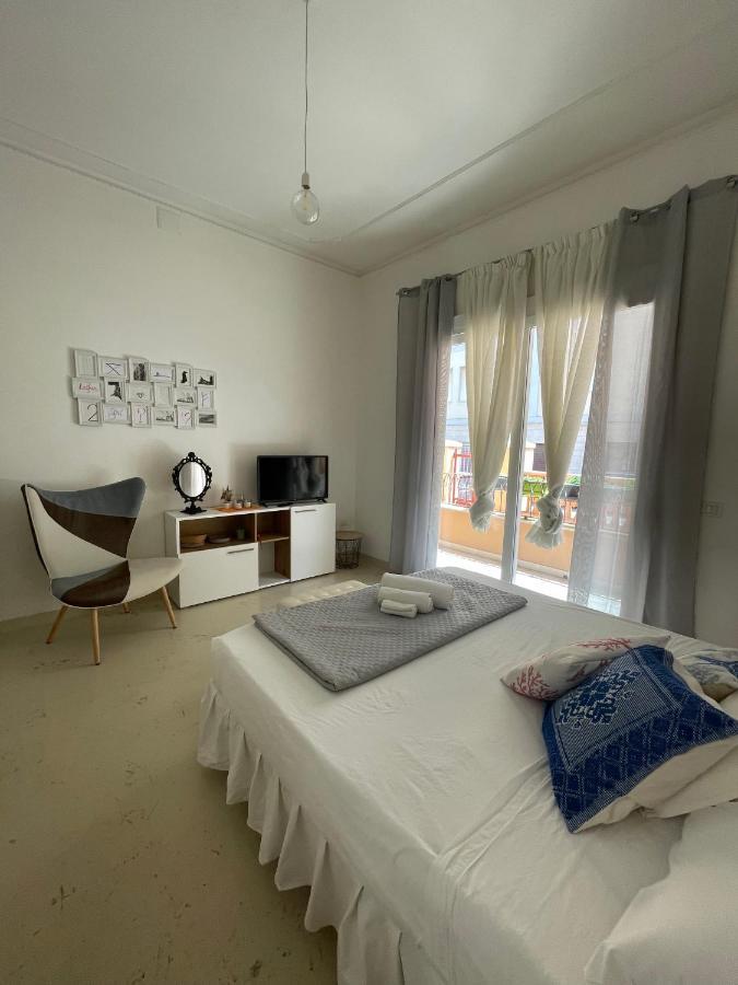 Heidi'S Apartment Alghero Exteriör bild