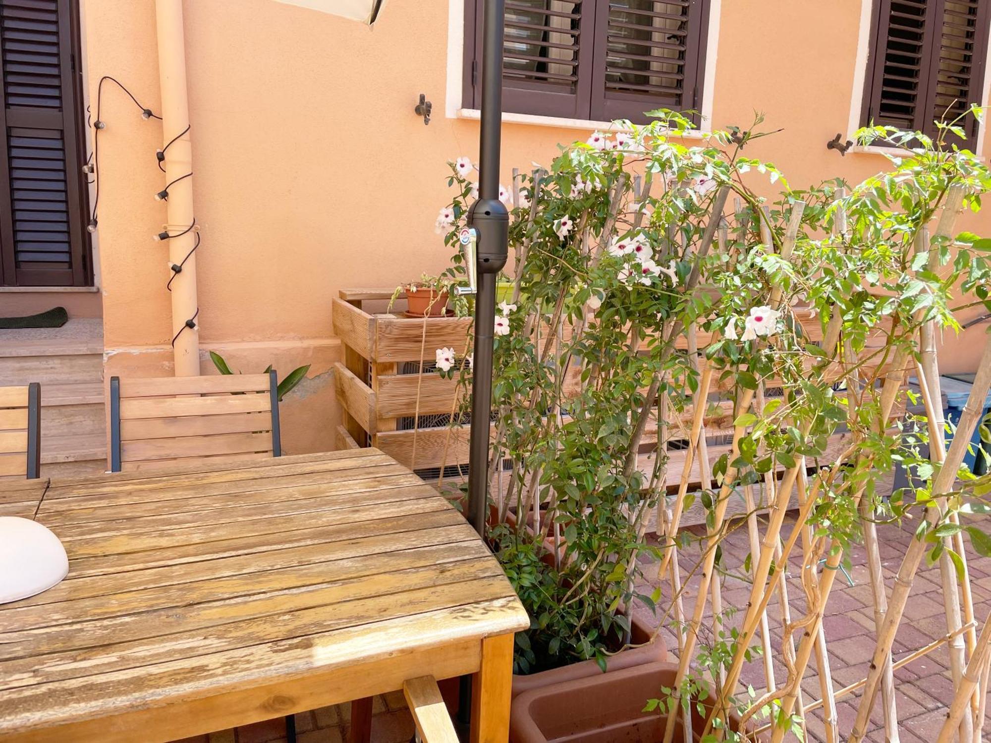 Heidi'S Apartment Alghero Exteriör bild
